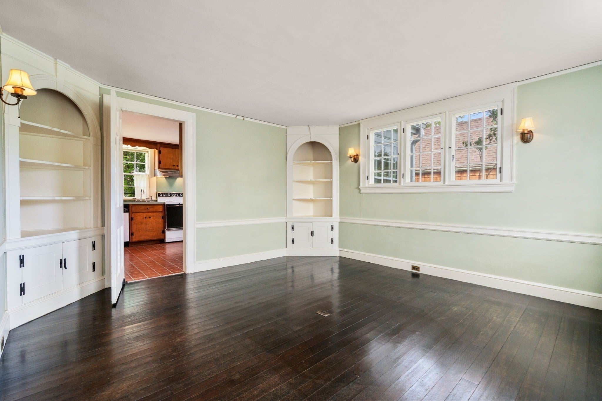 60 Wellesley Street, Weston, MA, 60 Wellesley Street, Weston, MA Photo #13