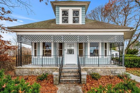 11 Devonshire Street Lawrence MA 01843