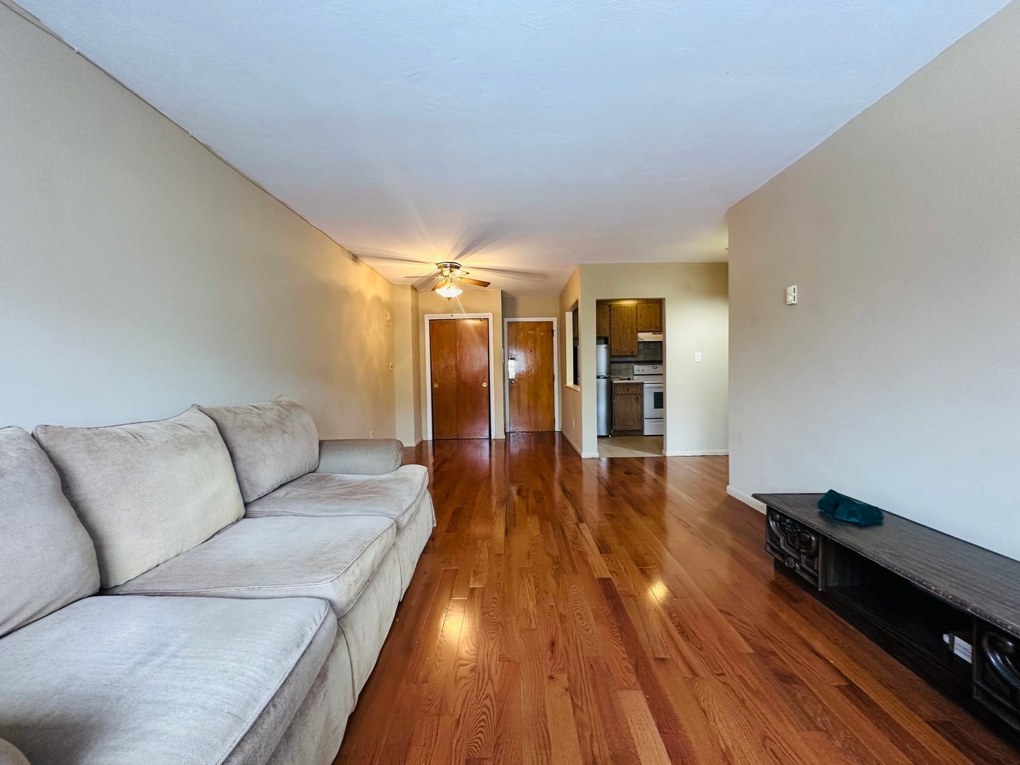 624 Hyde Park Ave C3