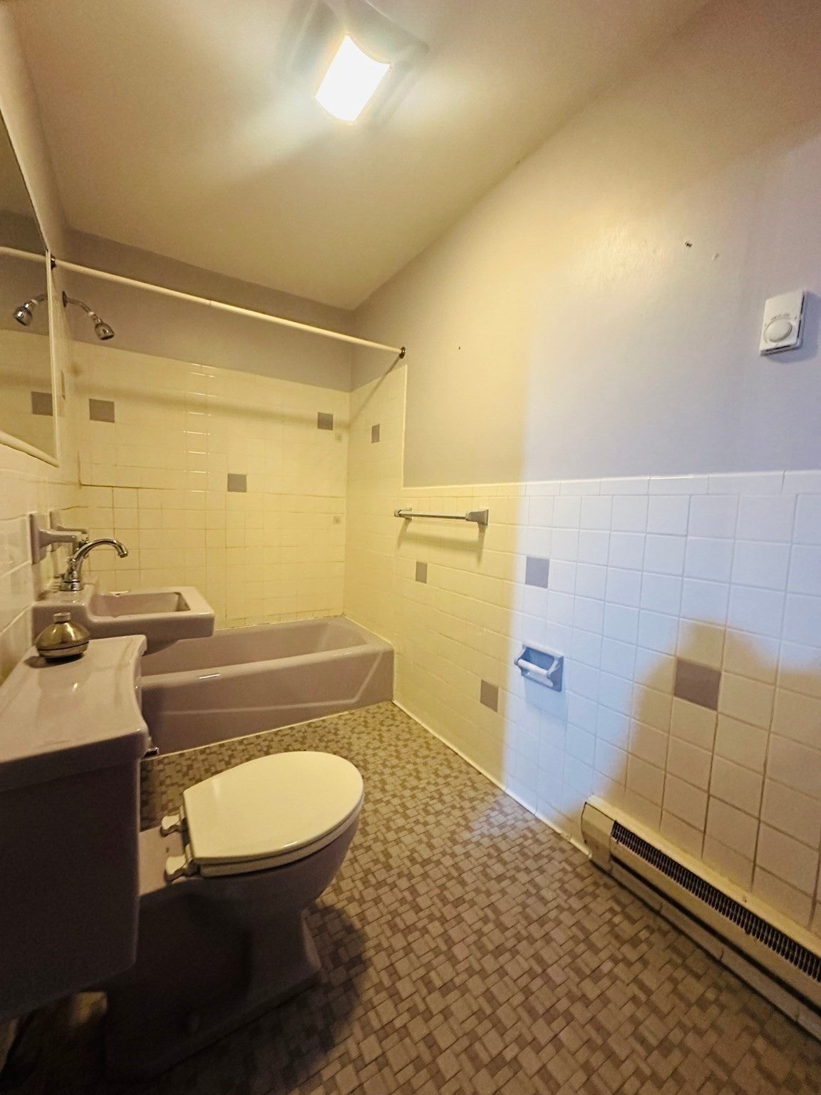 624 Hyde Park Ave #C3, Boston, MA, 624 Hyde Park Ave #C3, Boston, MA Photo #10