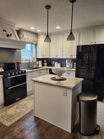 402 Pleasant Parkway