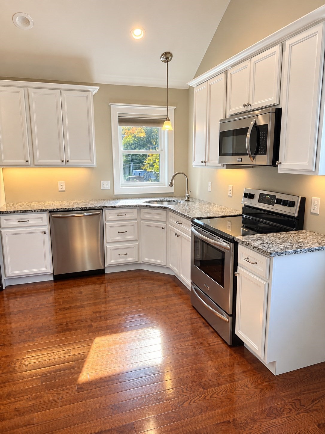 456 Main St #2, Wilmington, MA Photo #4