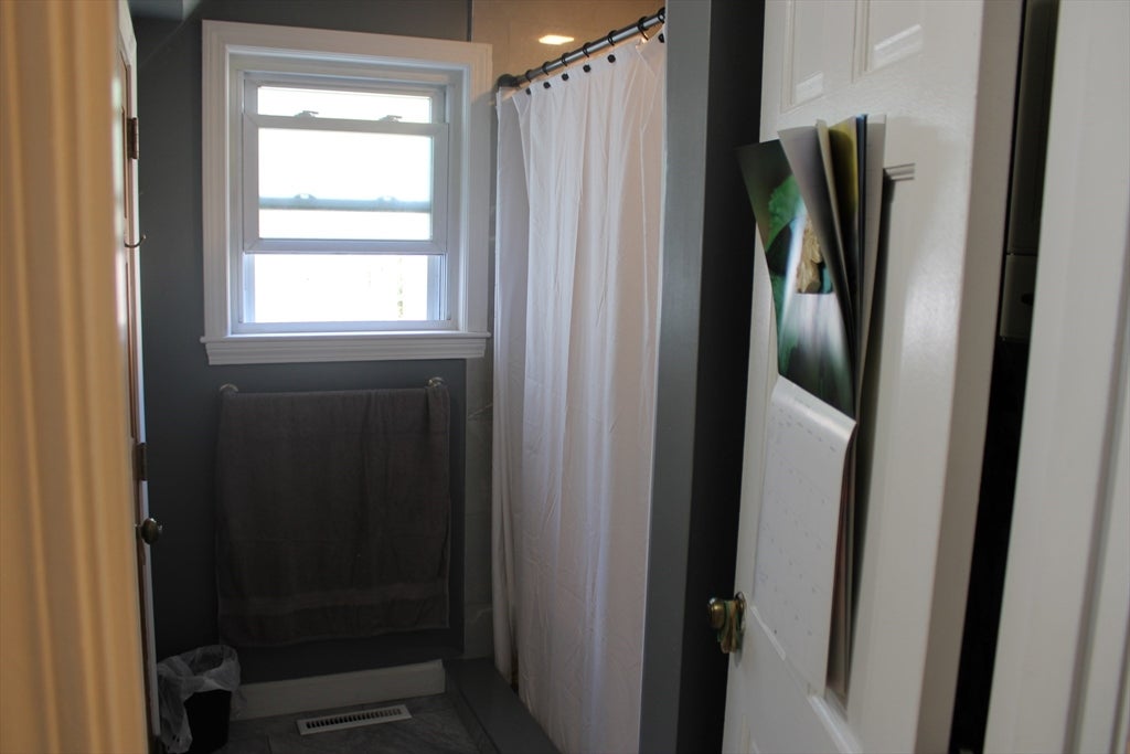 38 Harrison Avenue, Abington, MA Photo #13