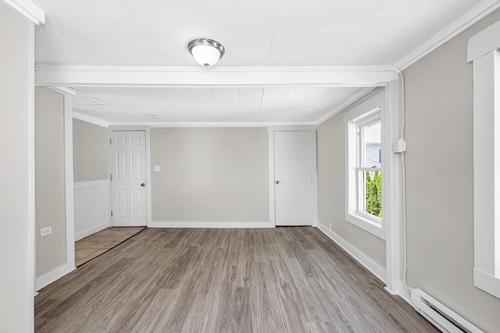 8 Cedar Ct
