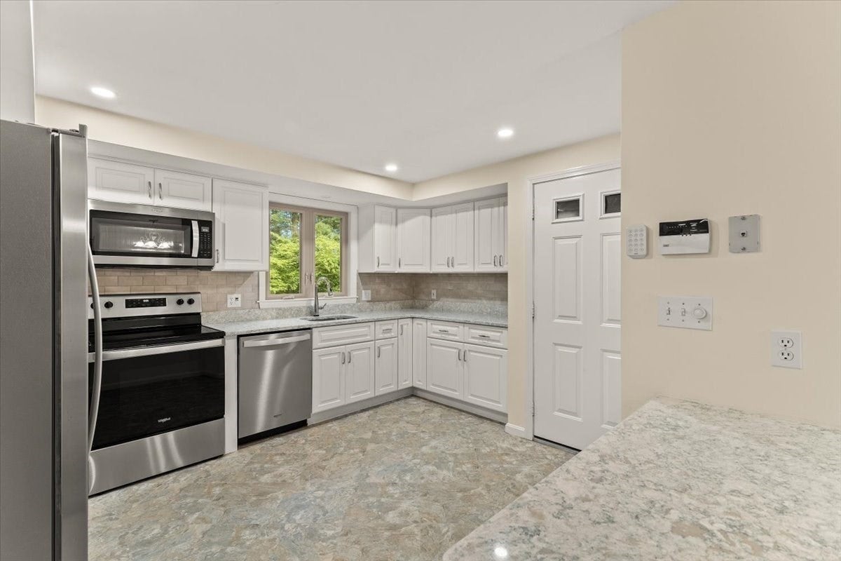 275 Plain Street, Stoughton, MA, 275 Plain Street, Stoughton, MA Photo #9