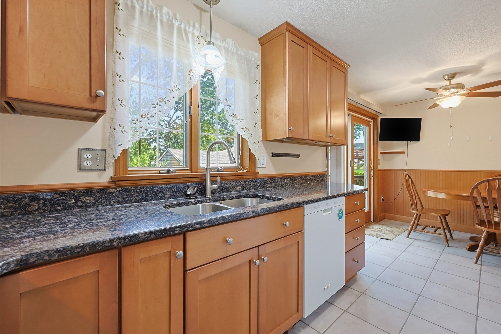 36 Butler St, Ludlow, MA, 36 Butler St, Ludlow, MA Photo #15