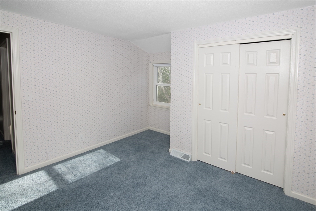 Agawam, Massachusetts 01030, United States, 3 Bedrooms Bedrooms, ,3 BathroomsBathrooms,Residential,Active,247749