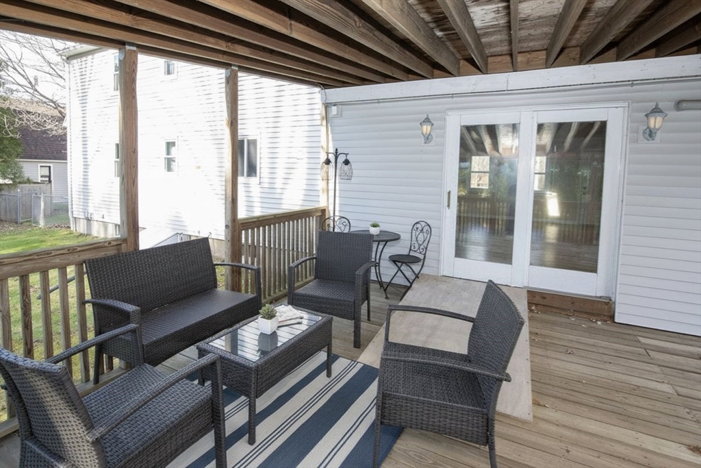 Agawam, Massachusetts 01030, United States, 3 Bedrooms Bedrooms, ,3 BathroomsBathrooms,Residential,Active,247749