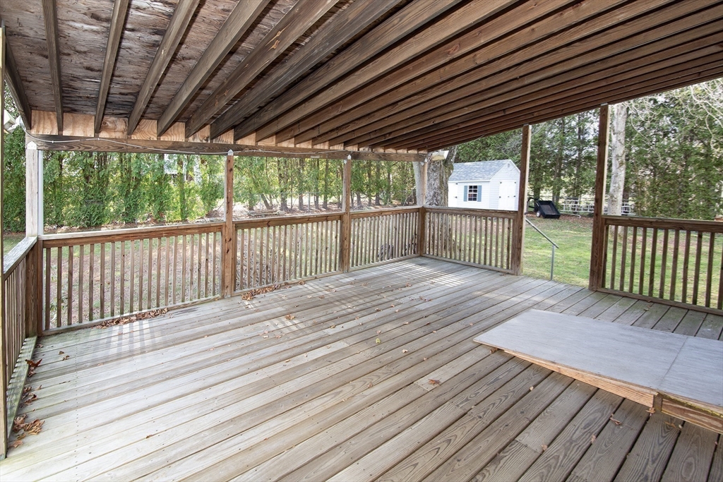 Agawam, Massachusetts 01030, United States, 3 Bedrooms Bedrooms, ,3 BathroomsBathrooms,Residential,Active,247749