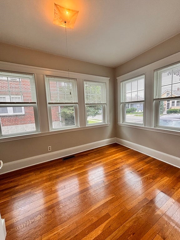 207 Main St 207