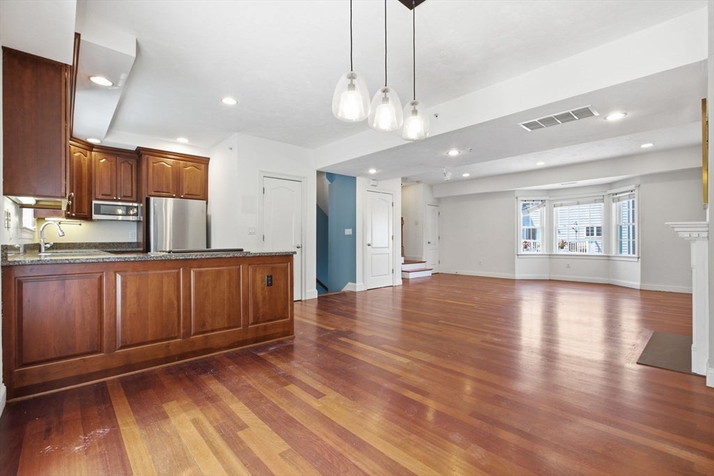 218 South ST #9, Waltham, MA, 218 South ST #9, Waltham, MA Photo #5
