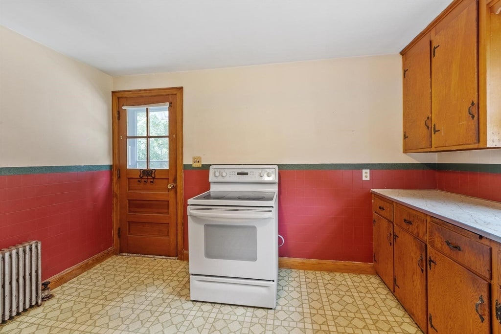 25 Starr St, Leominster, MA, 25 Starr St, Leominster, MA Photo #4