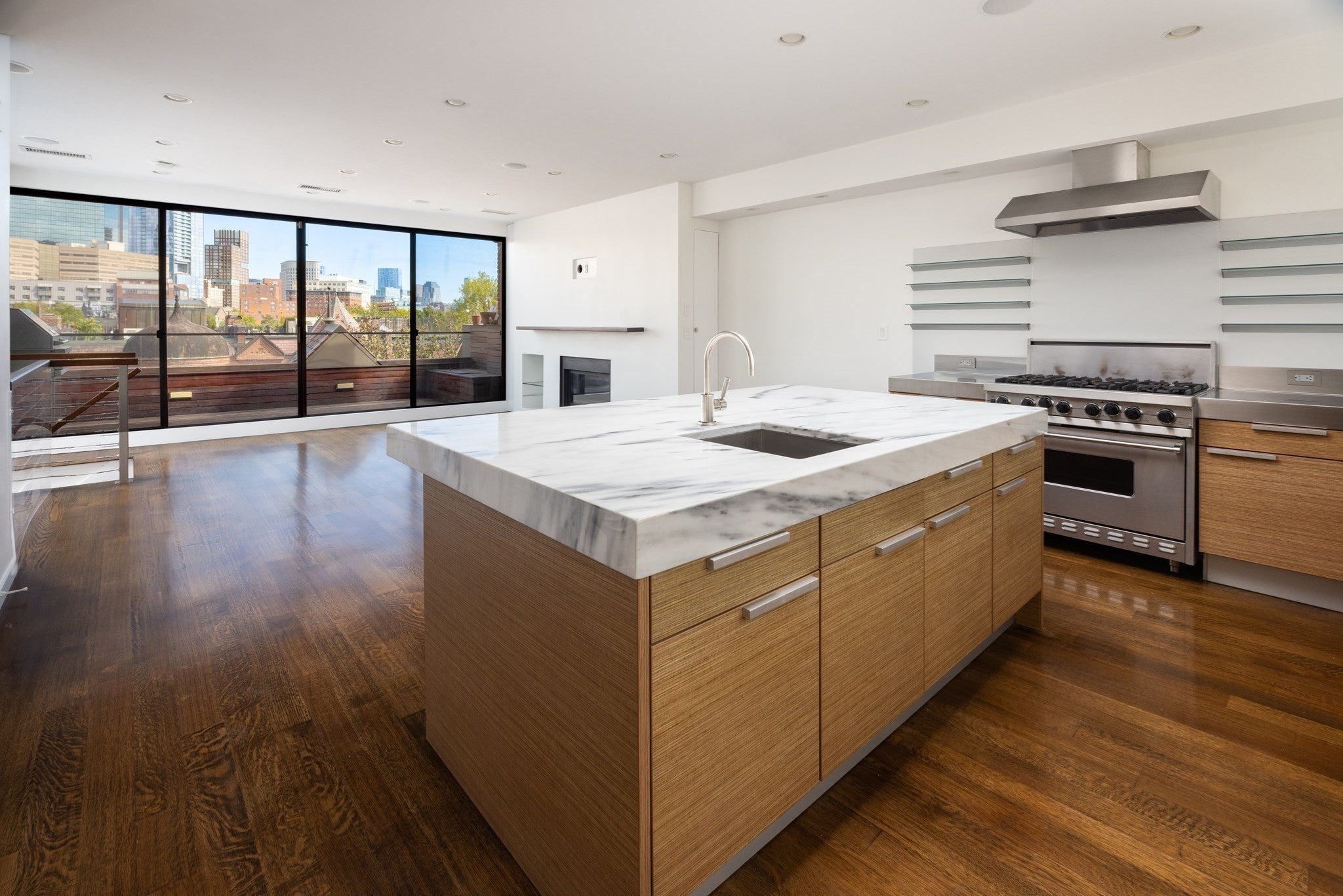 234 W Newton PH