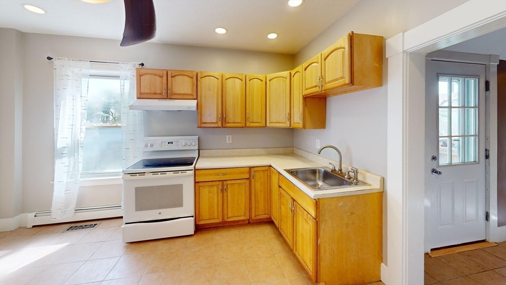 10 Jackson Ave, Winchendon, MA Photo #9