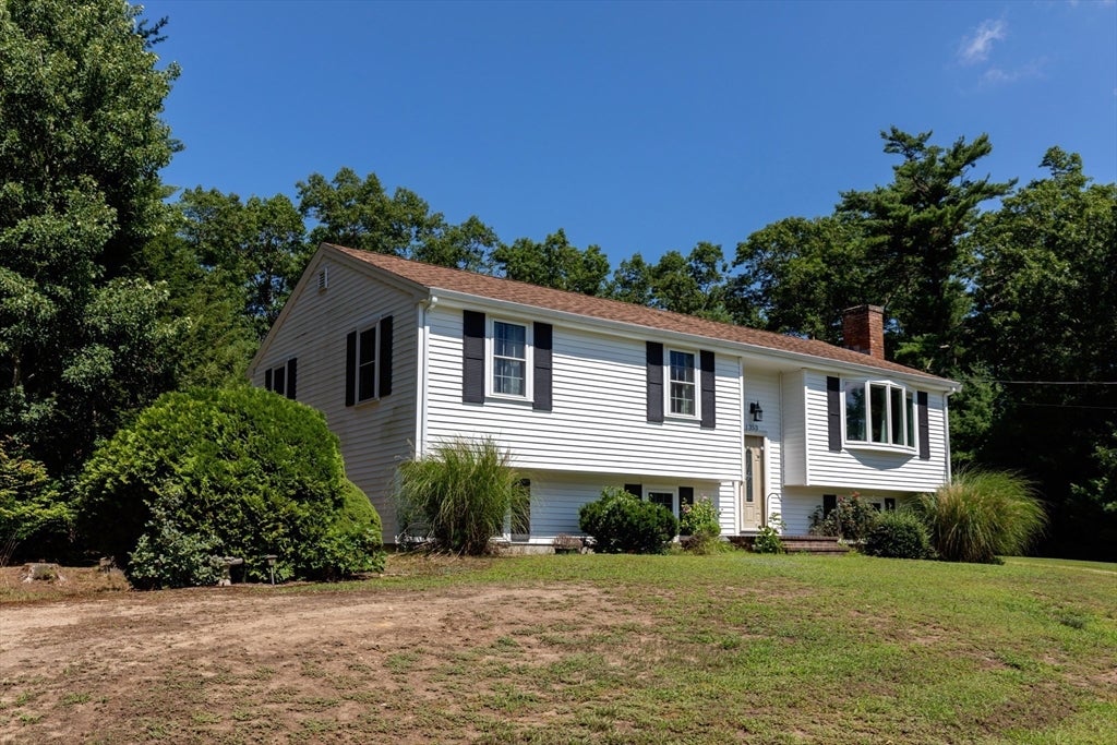 353 Carver Rd, Plymouth, MA Photo #32