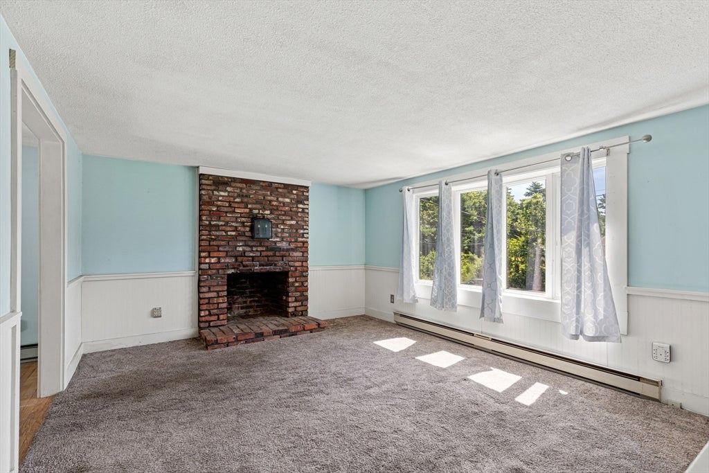353 Carver Rd, Plymouth, MA Photo #11