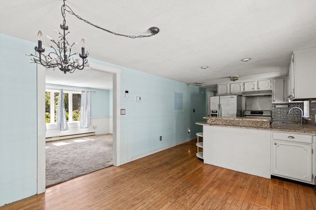 353 Carver Rd, Plymouth, MA Photo #9