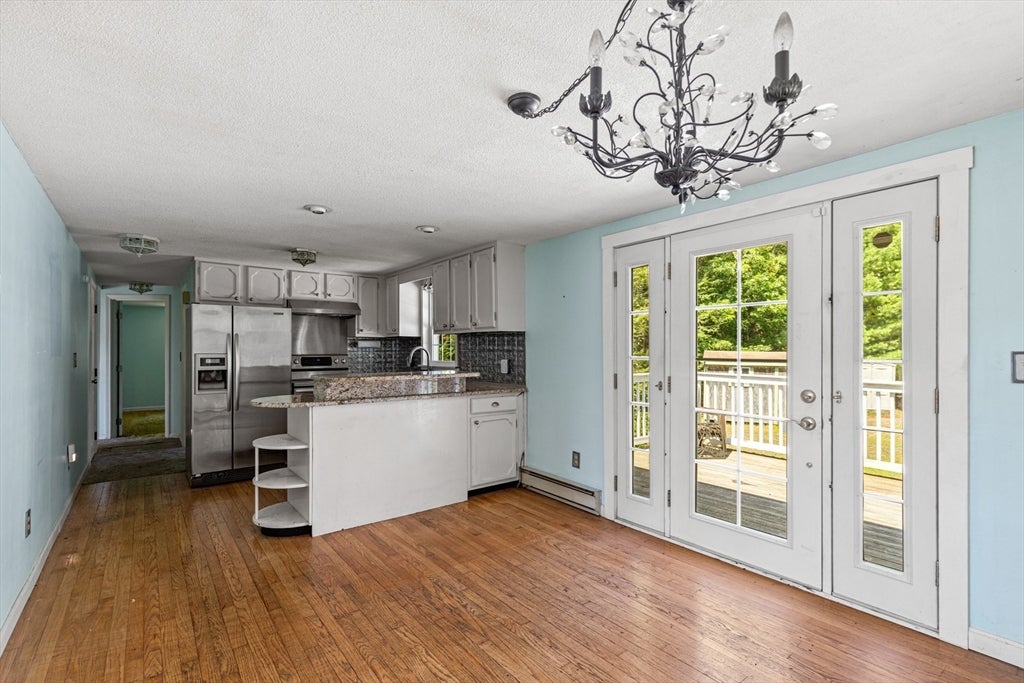 353 Carver Rd, Plymouth, MA Photo #10