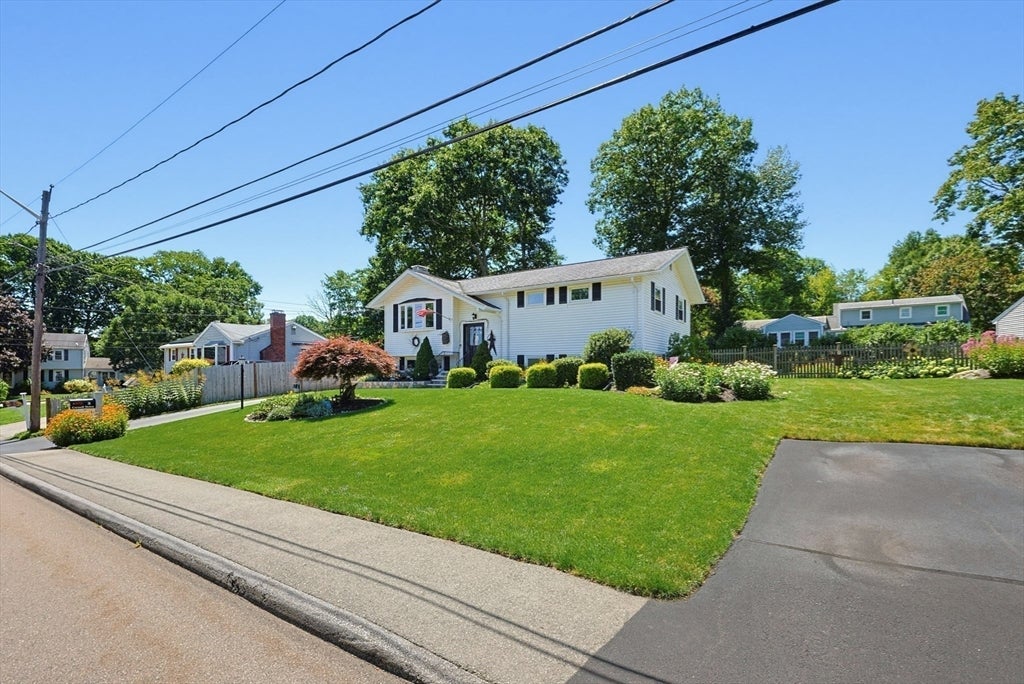 3 Cornell Drive, Milford, MA, 3 Cornell Drive, Milford, MA Photo #3