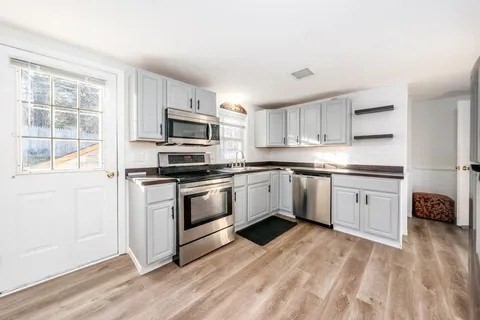 14 Old Mayfair Rd no