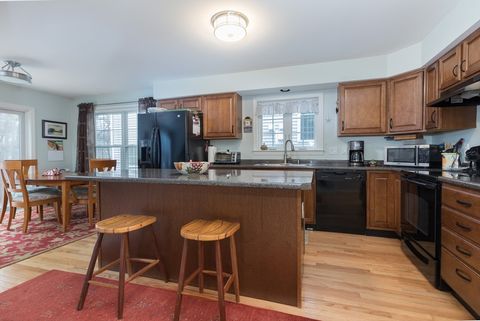 12 Sterling Lane 12 Walpole MA 02081