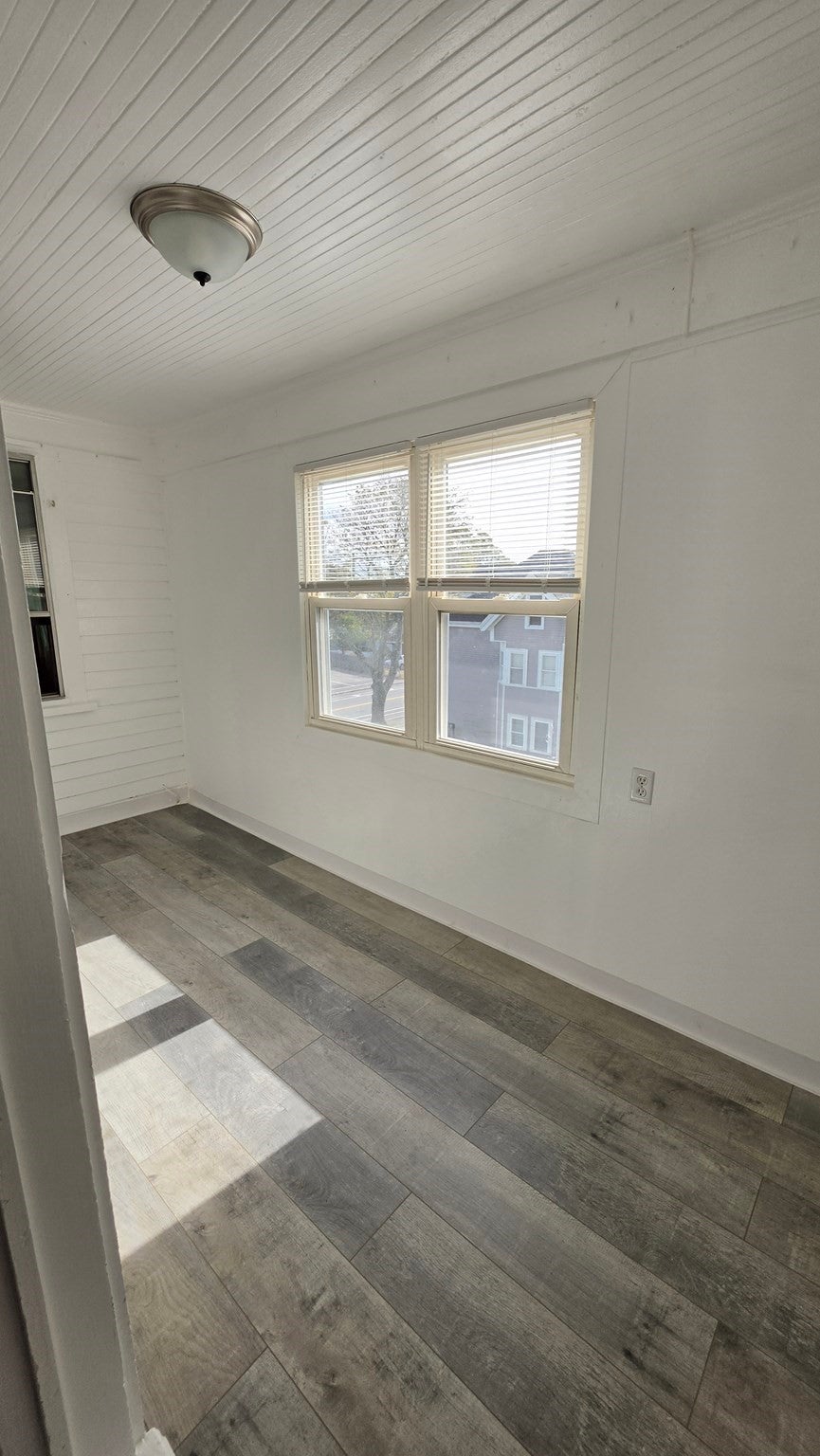 405 Weir 3