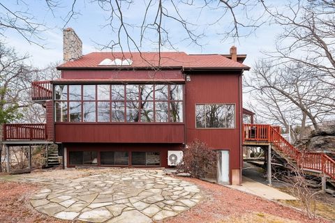 4 Rockland Saugus MA 01906