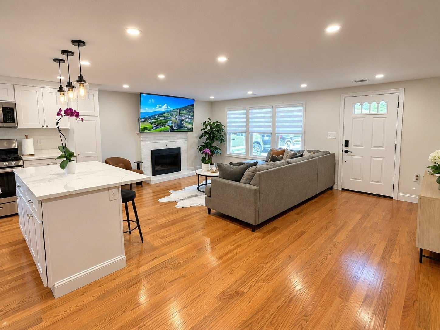 83 Riverbank Rd