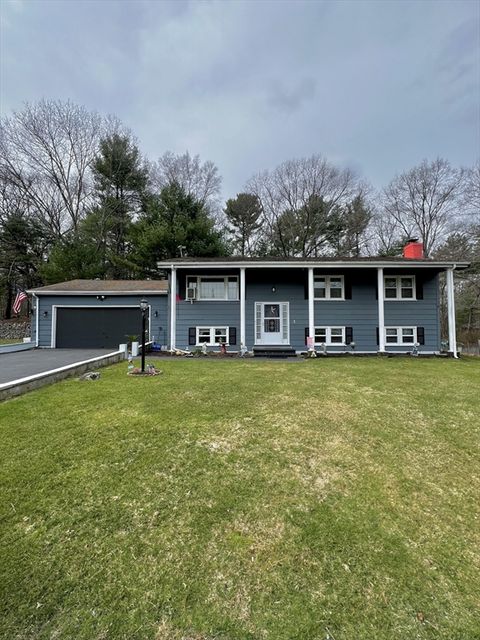 12 Sheridan Cir Attleboro MA 02703