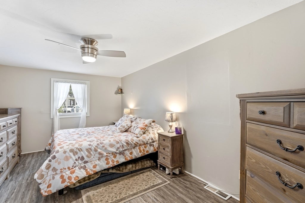 55 Friendship St, Billerica, MA Photo #16