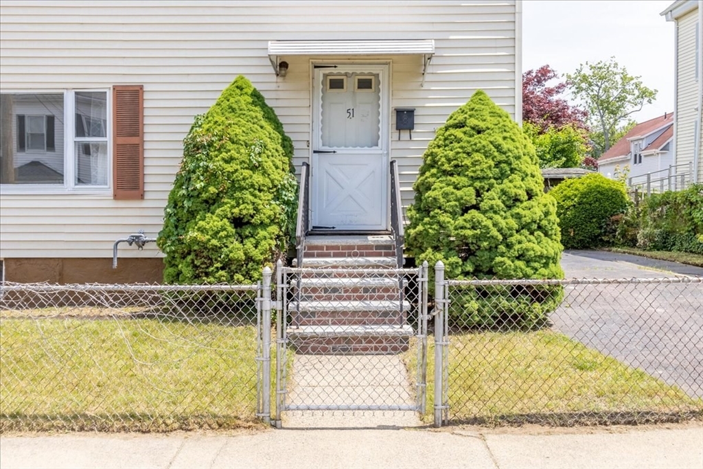 51 Flint St