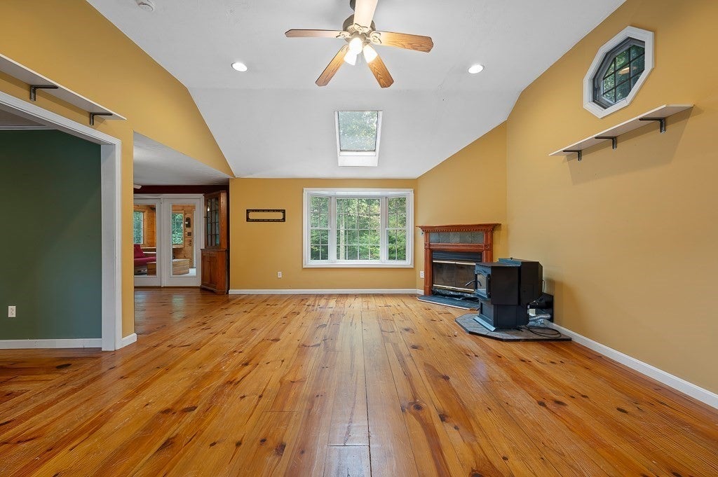 14 Joanna Dr, Rutland, MA, 14 Joanna Dr, Rutland, MA Photo #2