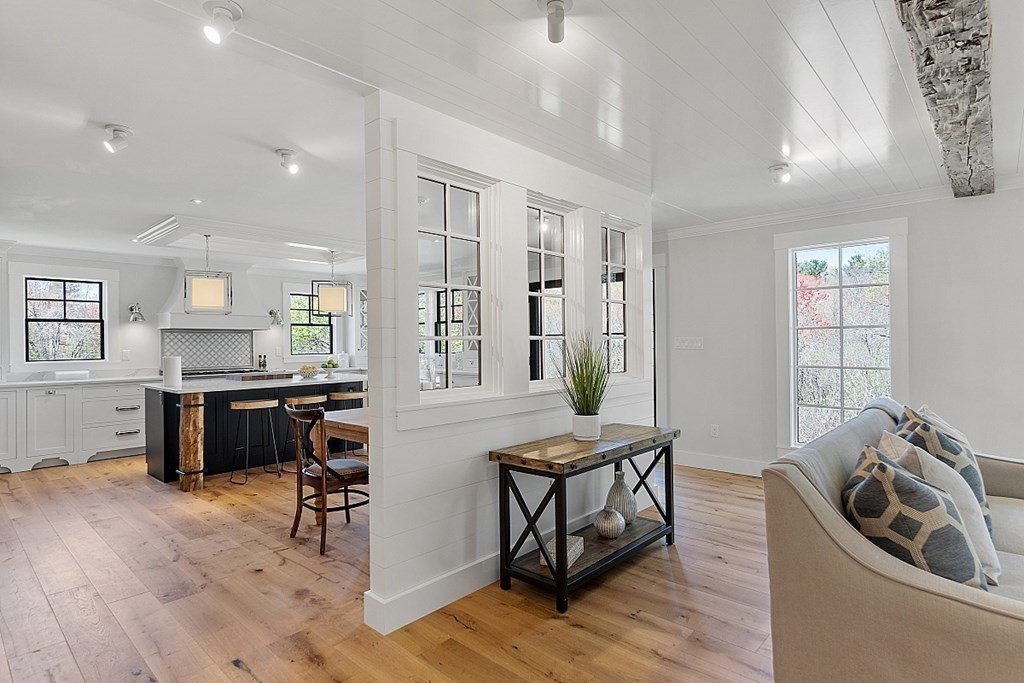 24 Mccallar Lane