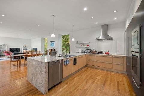 35 Thornberry Road Winchester MA 01890