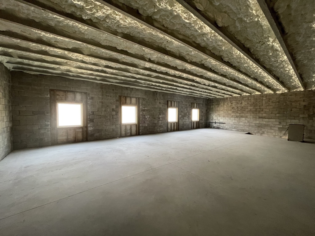 170 East Bacon St (Front)