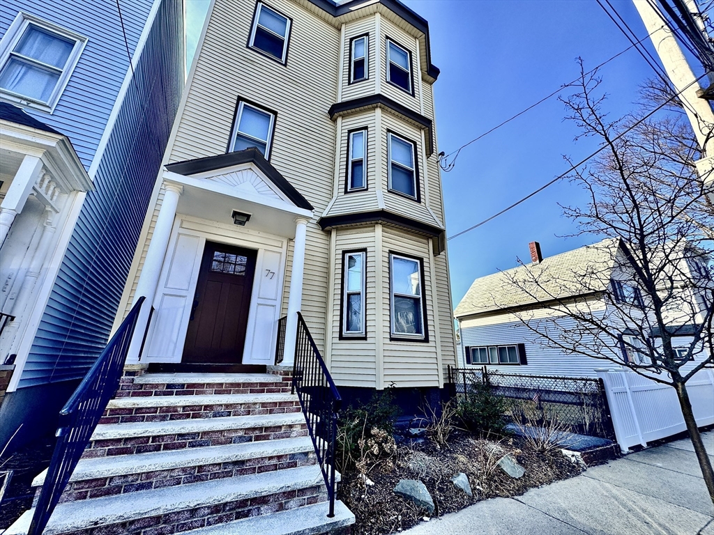 77 Byron St 3