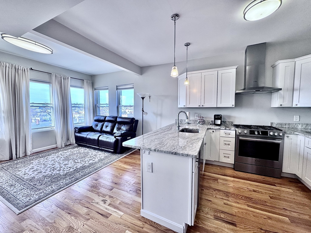 77 Byron St 3