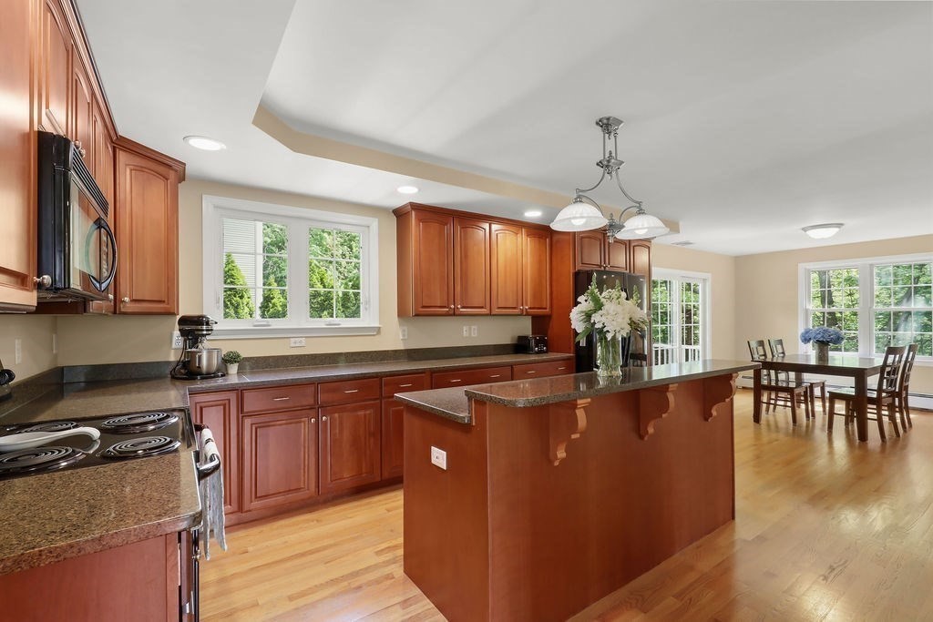 2 Thomas Circle