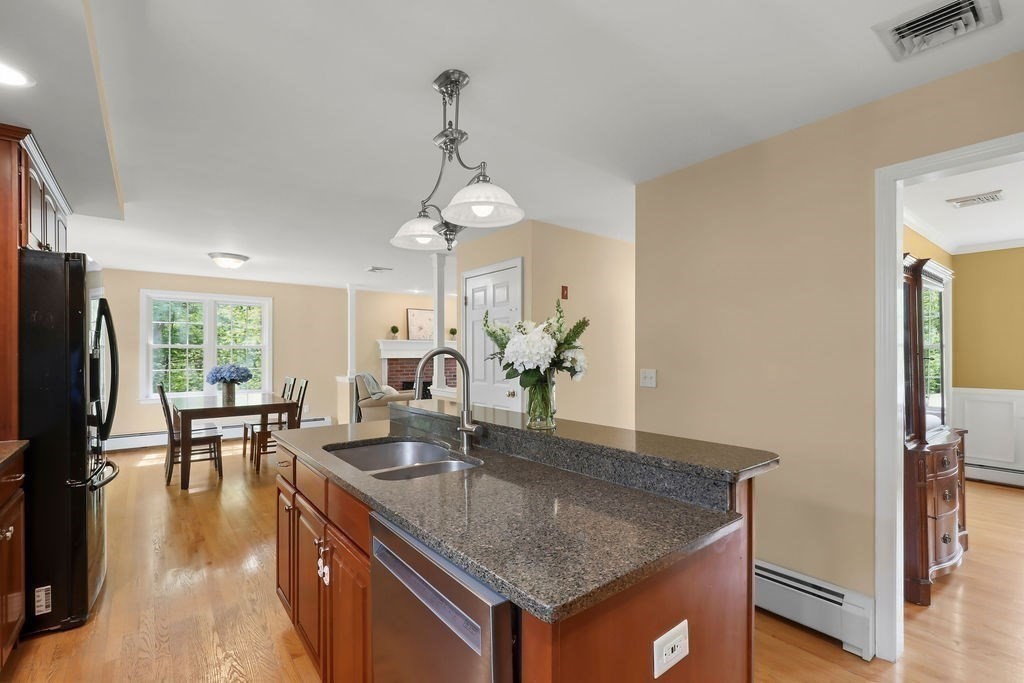 2 Thomas Circle