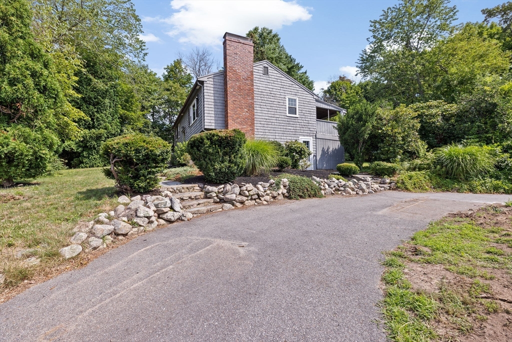 138 Country Way