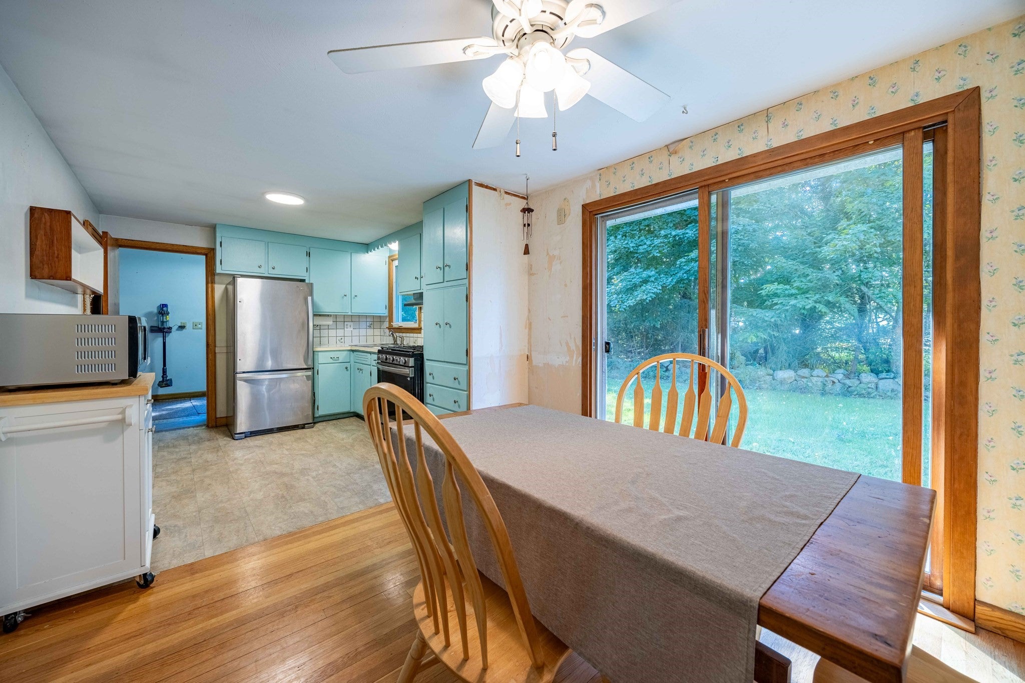 4 Virginia Road, Medway, MA Photo #9