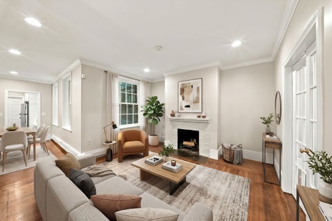 Photo of 61 W Cedar St #1, Boston, MA 02114 (MLS # 73592636)
