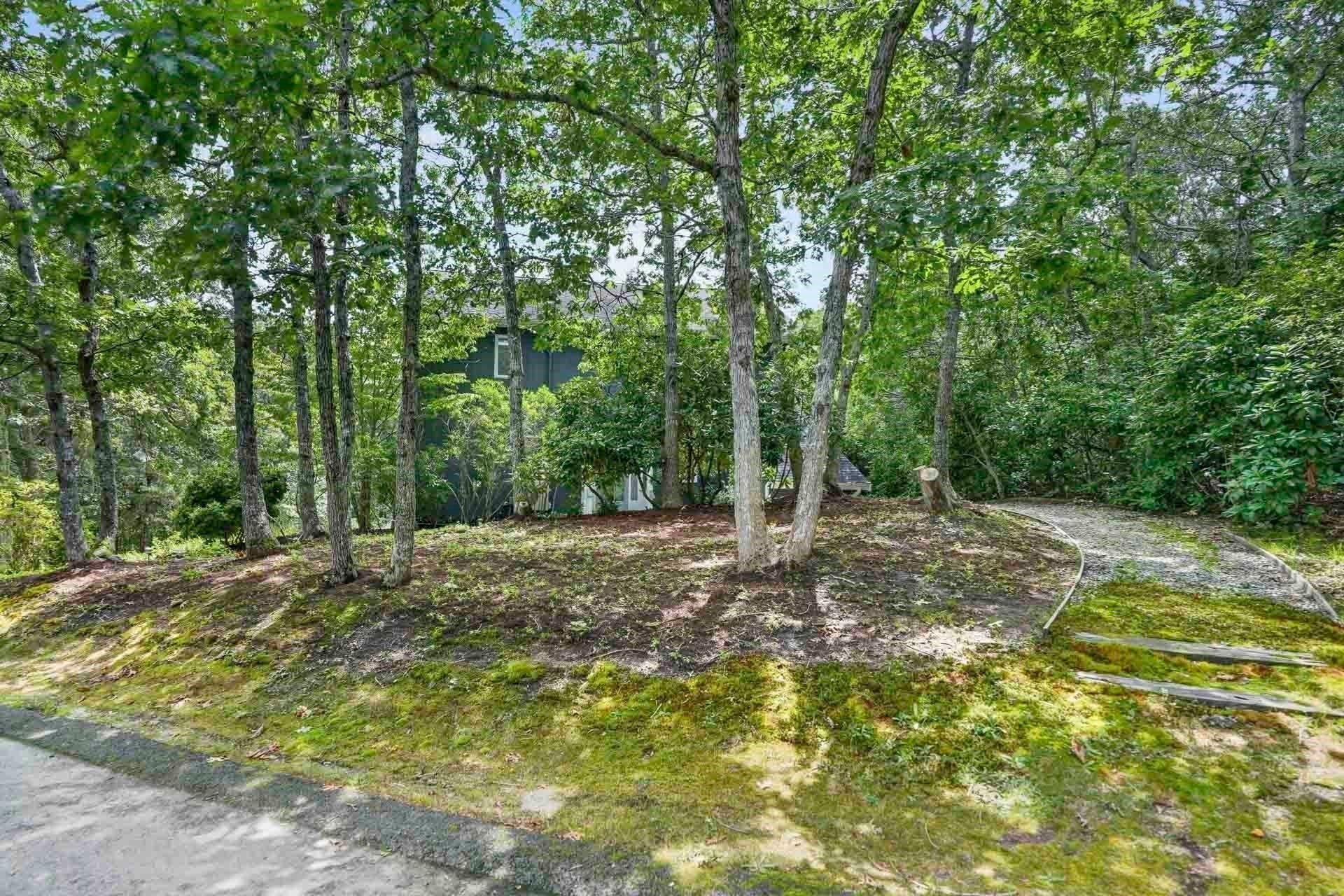 14 High Meadow Ln, Oak Bluffs, MA, 14 High Meadow Ln, Oak Bluffs, MA Photo #39