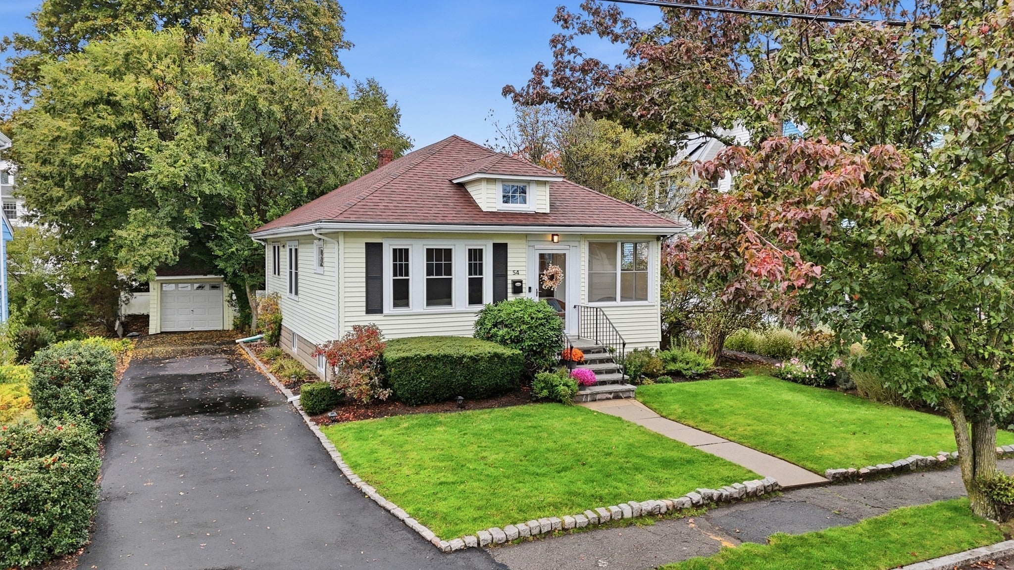 54 Bruce Road, Waltham, MA, 54 Bruce Road, Waltham, MA Photo #2