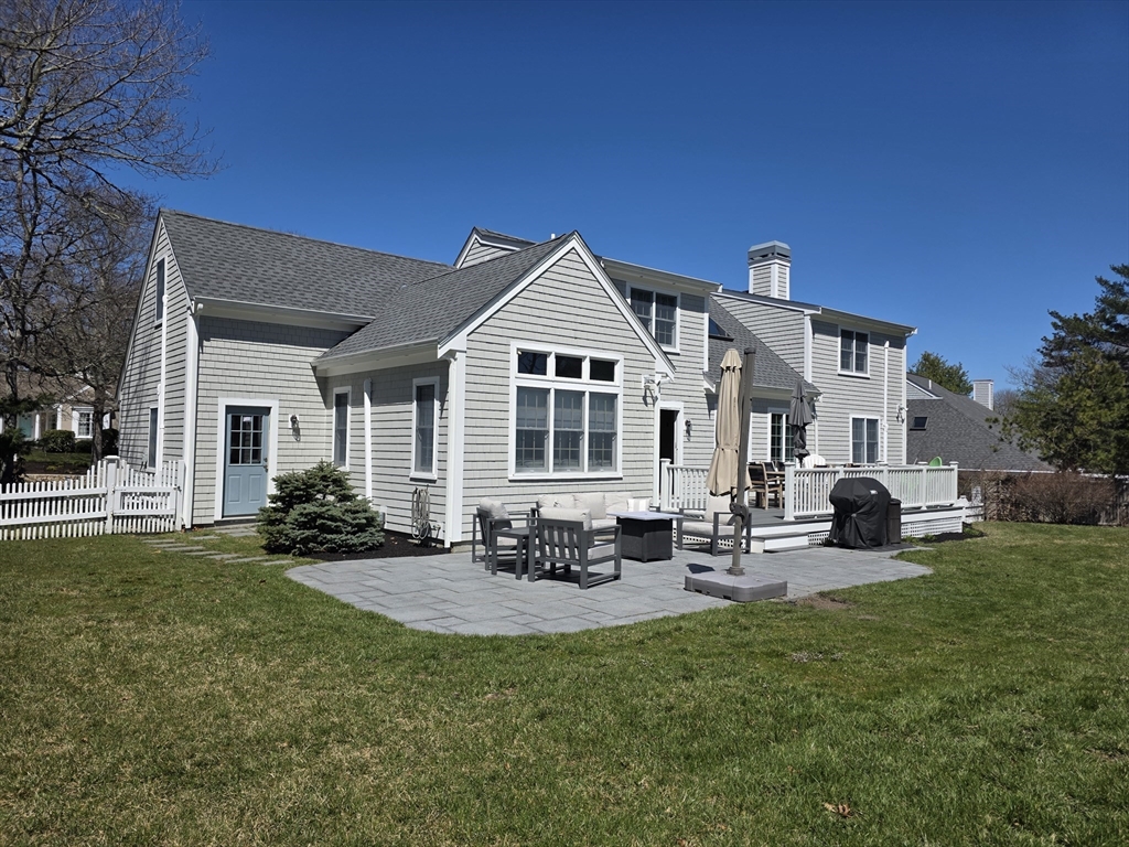 31 Falling Leaf Ln