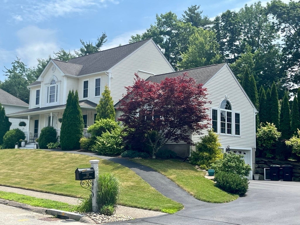 35 Brunelle Dr