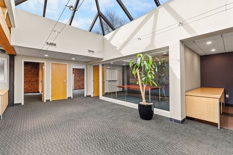 1 Harris 5 Newburyport MA 01950