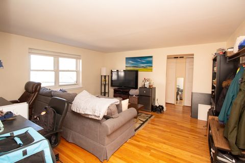 95 Chestnut St 4 Brookline MA 02445