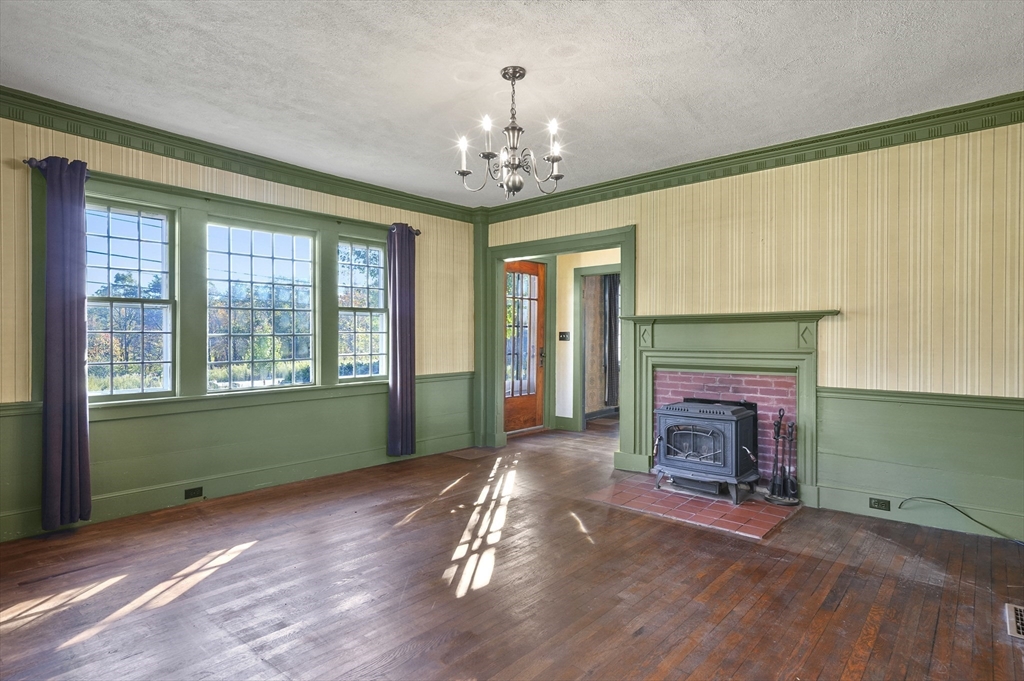 216 Brookfield Rd