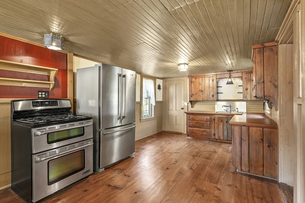 216 Brookfield Rd